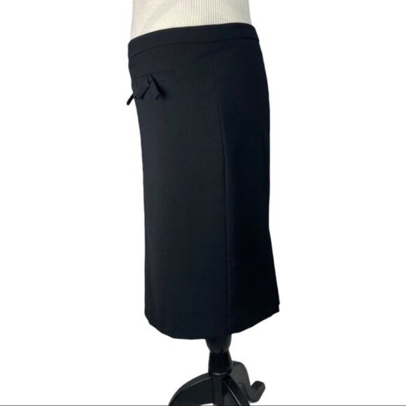Trina Turk Women's Black Accent Bow Pleated Minimalist Pencil Skirt 4/W31 - Picture 2 of 10